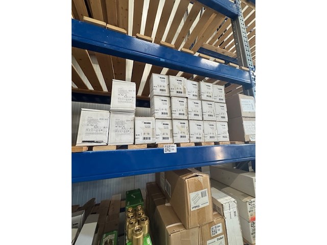 Ca. 16x knie en 3x verloop t-stuk rehau, sdr 11 en rautitan - afbeelding 1 van  5