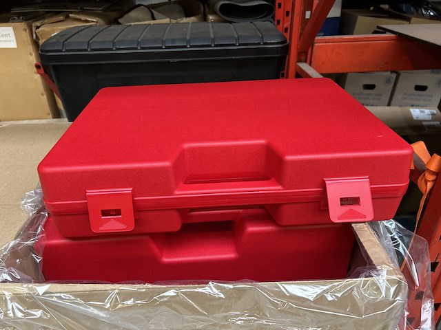 Ca. 16x kunststof koffer/verbandtrommel - afbeelding 1 van  6