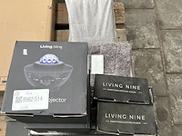 Ca. 16x living nine artikelen w.o. sterrenprojectors - afbeelding 1 van  4