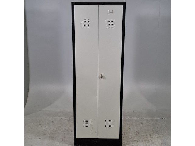 Ca. 16x lockerkast - afbeelding 1 van  7