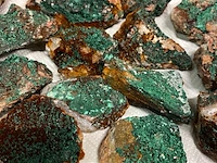 Ca. 16x malachiet brokken - afbeelding 5 van  7
