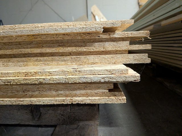 Ca. 16x osb plaat, osb 3 se - afbeelding 3 van  6