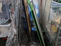 Ca. 16x rolcontainer gevuld met diverse kantoor en magazijn goederen - afbeelding 19 van  51