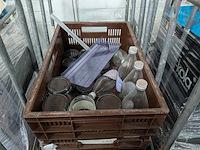 Ca. 16x rolcontainer gevuld met diverse kantoor en magazijn goederen - afbeelding 32 van  51