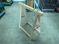 Ca. 16x rolcontainer gevuld met diverse kantoor en magazijn goederen - afbeelding 34 van  51