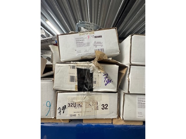 Ca. 16x vloerverwarmingsverdeler - afbeelding 8 van  9