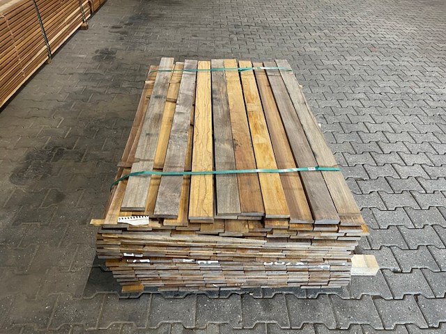 Ca. 171x guyana ipé planken geschaafd, 16x90mm, lengte 150cm - afbeelding 1 van  4