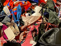 Ca. 175x badmode, bikinibroekjes en -topjes, cyell, triumph, beachlife