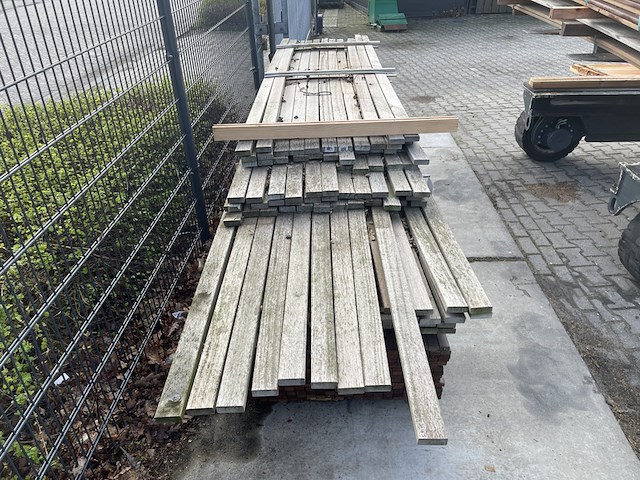 Ca. 177x guyana teak planken geschaafd, 25x70mm, lengte 245-430cm - afbeelding 1 van  3