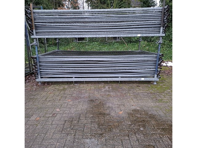 Ca. 17x bouwhek in transportbok, o.a. heras - afbeelding 2 van  8