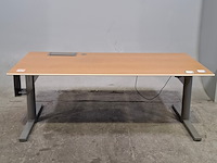 Ca. 17x bureau, gispen