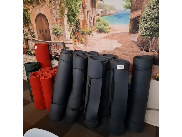 Ca. 17x diverse gymmatten - afbeelding 1 van  5