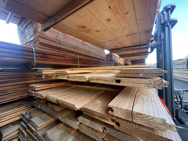 Ca. 17x douglas wisselsponning, 18x190mm, lengte 500cm - afbeelding 3 van  3