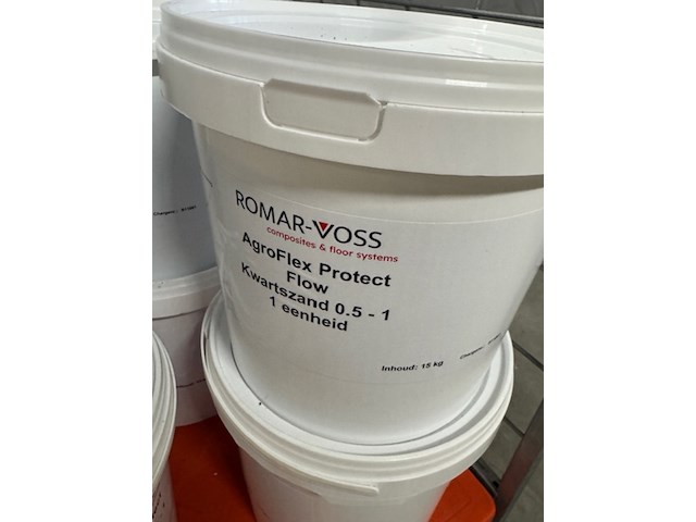 Ca. 17x emmer kwartszand romar voss, agroflex protect - afbeelding 3 van  5