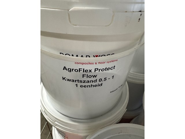 Ca. 17x emmer kwartszand romar voss, agroflex protect - afbeelding 4 van  5