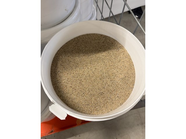 Ca. 17x emmer kwartszand romar voss, agroflex protect - afbeelding 5 van  5