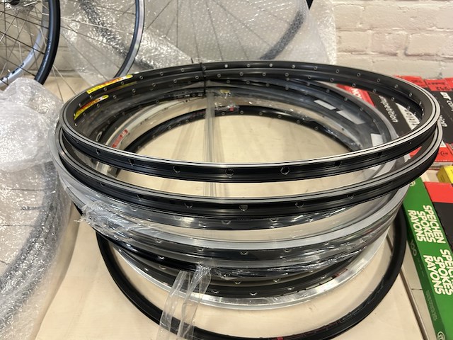 Ca. 17x fiets velg, w.o. bontrager, mavic - afbeelding 8 van  12