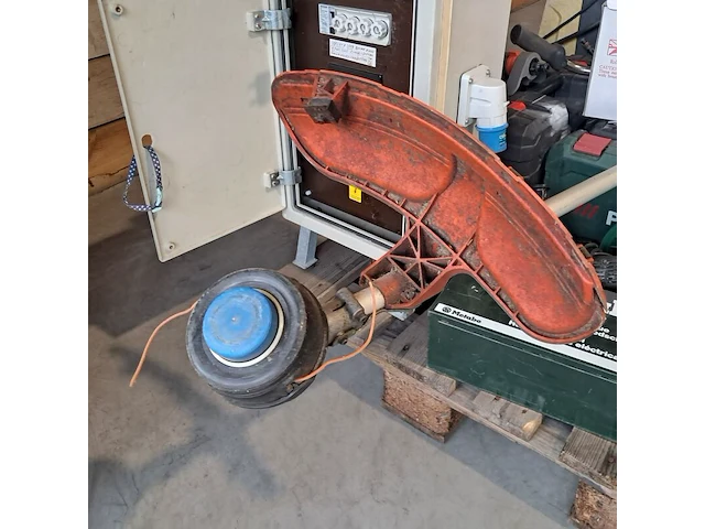 Ca. 17x gereedschap – diverse machines en toebehoren - afbeelding 49 van  49