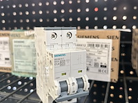 Ca. 17x installatiemateriaal, siemens - afbeelding 2 van  6