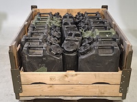 Ca. 17x jerrycan - afbeelding 1 van  5