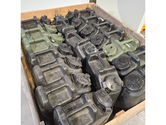 Ca. 17x jerrycan - afbeelding 5 van  5