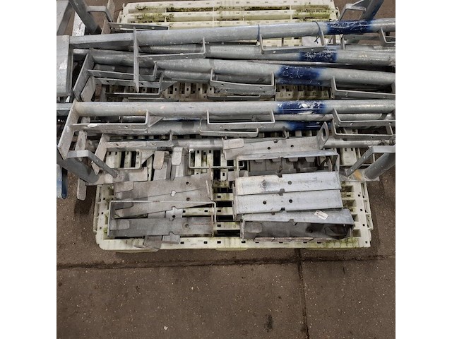 Ca. 17x leuninghouder betondek, verstelbaar - afbeelding 3 van  13