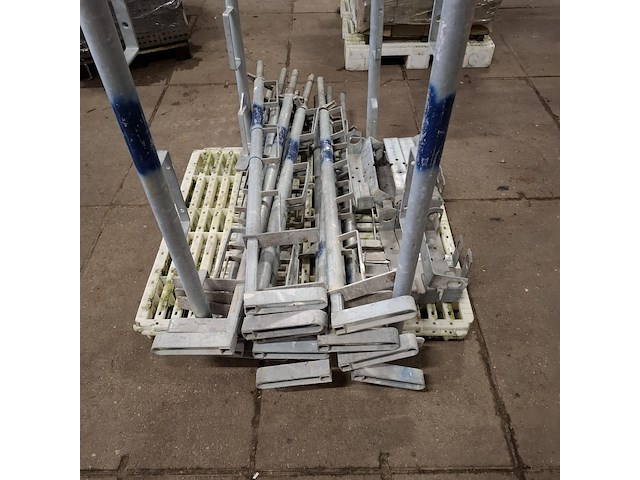 Ca. 17x leuninghouder betondek, verstelbaar - afbeelding 8 van  13