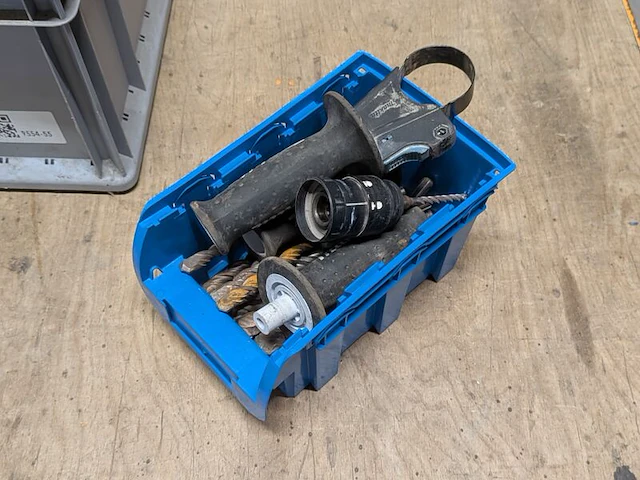 Ca. 17x li-ion schuifaccu, makita, bl1860b 18v - afbeelding 4 van  5