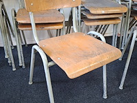 Ca. 17x nostalgische schoolstoel - afbeelding 3 van  5