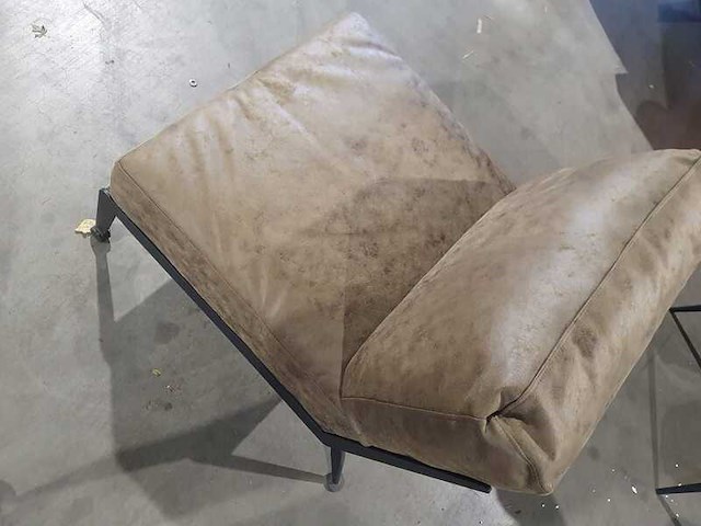 Ca. 17x stoelen – diverse modellen & kleuren, labelwise, 2024 - afbeelding 8 van  10