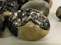 Ca. 17x wilde septarie geodes (handsteen) - afbeelding 4 van  5