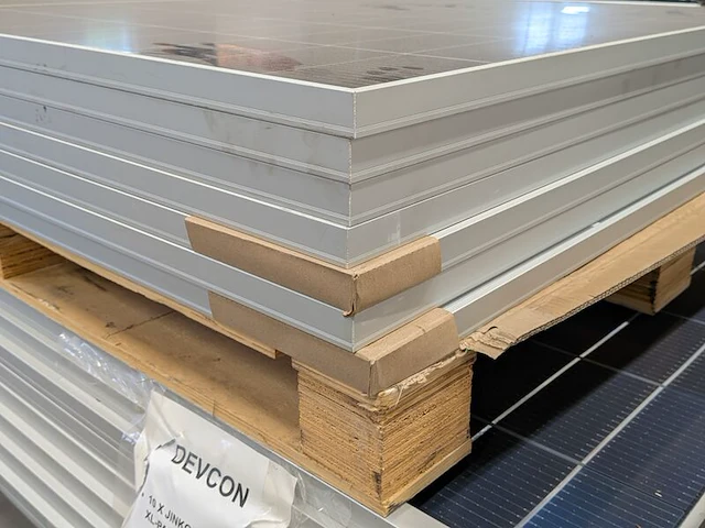 Ca. 17x xl-zonnepanelen, devcon - afbeelding 8 van  8
