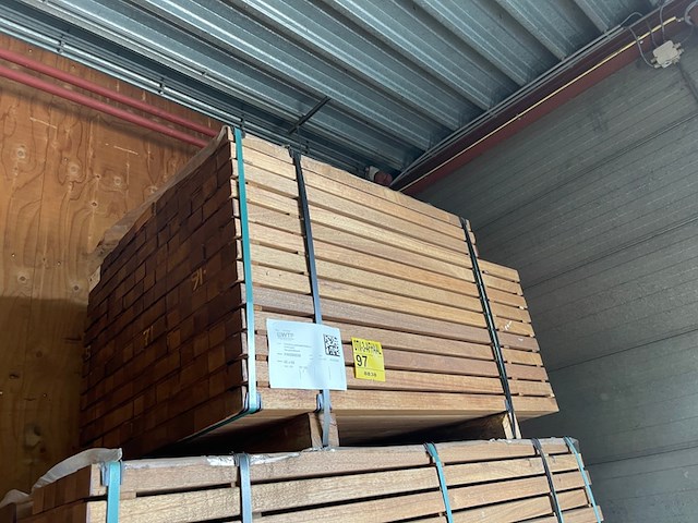 Ca. 180x guyana teak onderliggers geschaafd, 45x68mm, lengte 40/100cm, 140/125cm - afbeelding 4 van  4