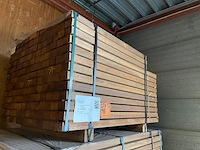 Ca. 180x guyana teak onderliggers geschaafd, 45x68mm, lengte 40/100cm, 140/125cm - afbeelding 4 van  4