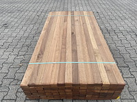 Ca. 180x guyana teak regels geschaafd, 45x68mm, lengte 40/100cm, 140/125cm - afbeelding 1 van  4