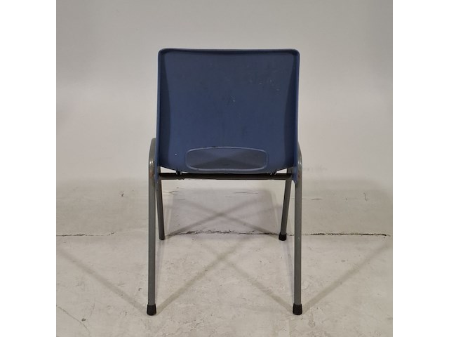 Ca. 180x kantinestoel - afbeelding 3 van  8