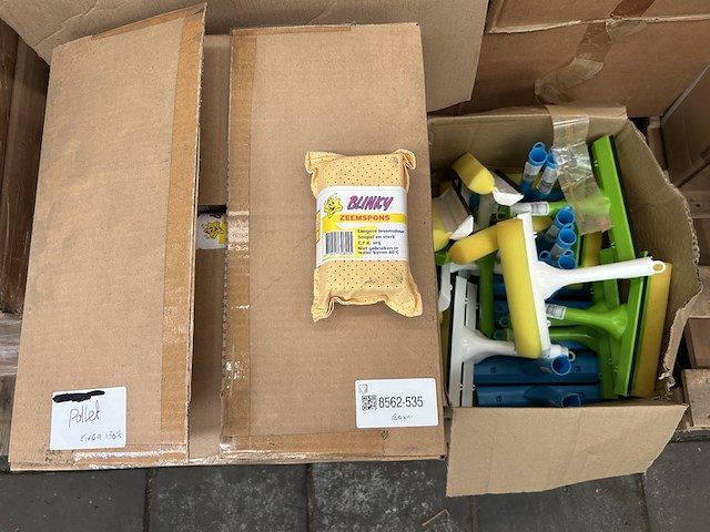 Ca. 180x schoonmaakartikelen - afbeelding 1 van  5