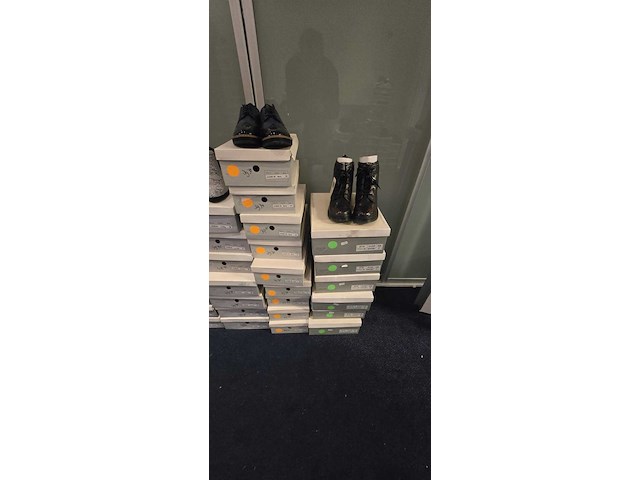 Ca. 183x schoenen, super cracks & fabulous.fabs - afbeelding 6 van  9