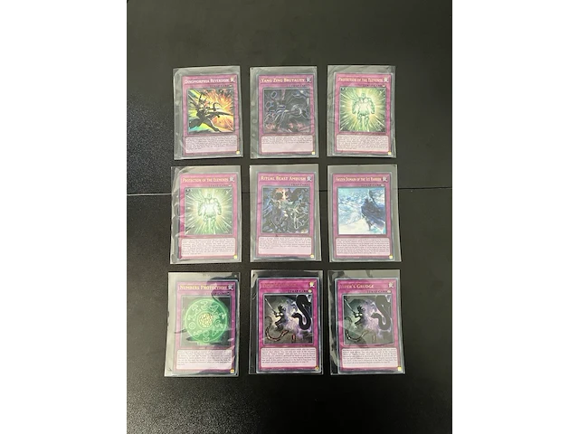 Ca. 185x glimmende yu-gi-oh!-kaarten - afbeelding 18 van  22