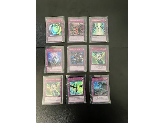 Ca. 185x glimmende yu-gi-oh!-kaarten - afbeelding 20 van  22