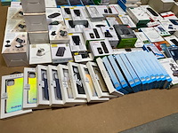 Ca. 186x powerbanks en telefoonhoesjes, guess, vention liquid - afbeelding 2 van  10