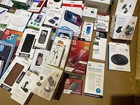 Ca. 186x powerbanks en telefoonhoesjes, guess, vention liquid - afbeelding 5 van  10