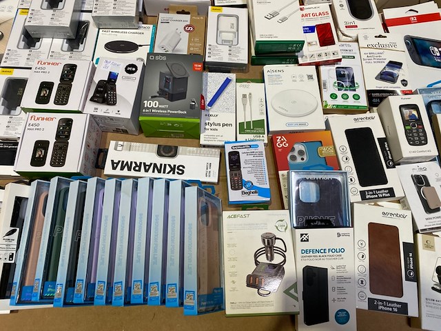 Ca. 186x powerbanks en telefoonhoesjes, guess, vention liquid - afbeelding 8 van  10