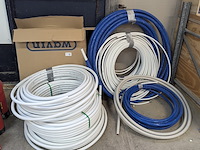 Ca. 187 meter meerlagen buis wavin, tigris 25x2.5 - afbeelding 1 van  17