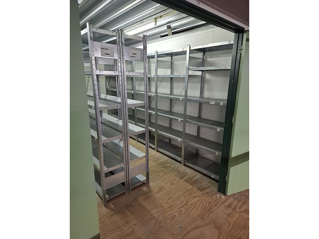 Ca 18,75mtr metalen stelling - afbeelding 4 van  10