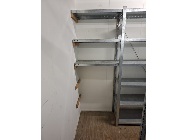 Ca 18,75mtr metalen stelling - afbeelding 8 van  10