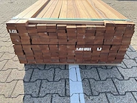 Ca. 187x guyana teak planken geschaafd, 25x70mm, lengte 245cm - afbeelding 3 van  3