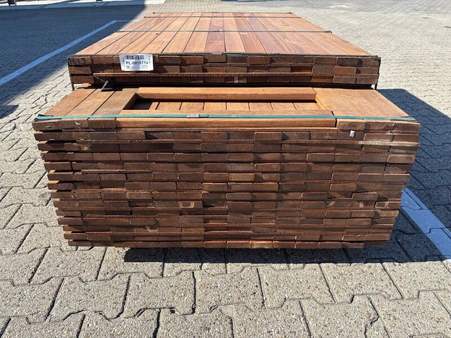 Ca. 188x guyana teak planken geschaafd, 25x70mm, lengte 185cm - afbeelding 3 van  3