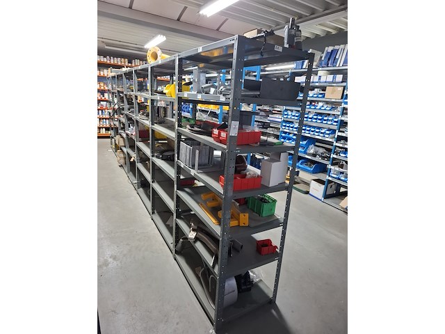 Ca 18mtr metalen stelling - afbeelding 4 van  4