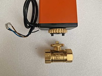 Ca. 18x 2-wegklep 230v/ac tp60220a, ø ¾" met 3-punts sturing - afbeelding 1 van  2